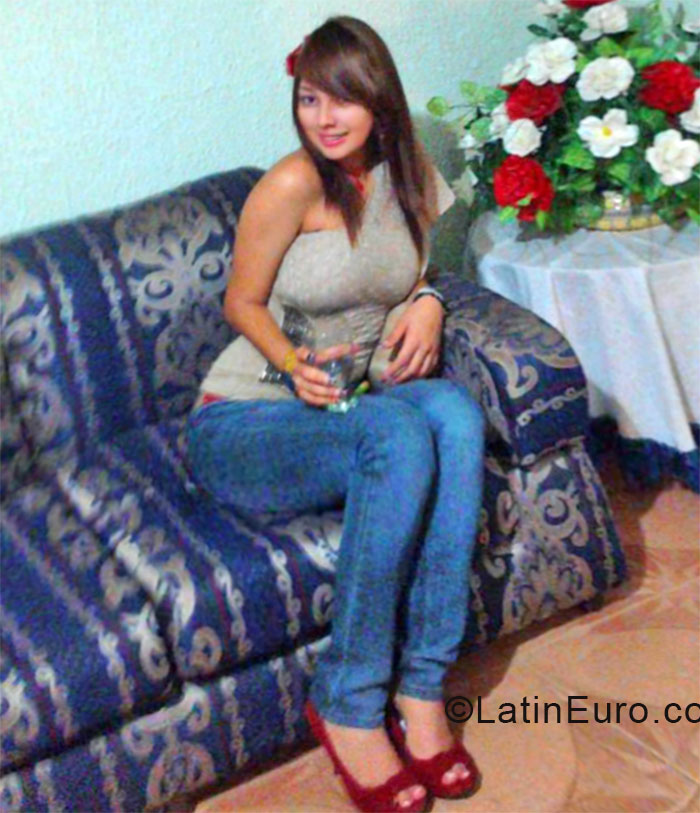 Date this cute Venezuela girl Fanny from Anaco VE335