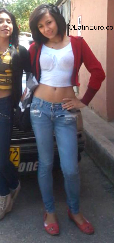 Date this beautiful Colombia girl Isis from Boyaca CO16735