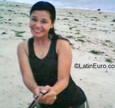 Date this gorgeous Philippines girl Shiela from Iloilo City PH749