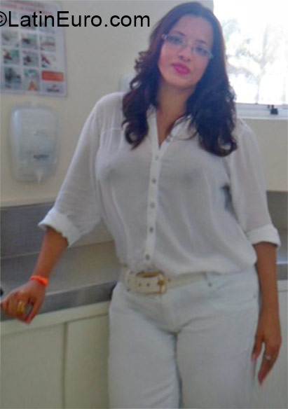 Date this lovely Brazil girl Maria from Blumenau BR9253