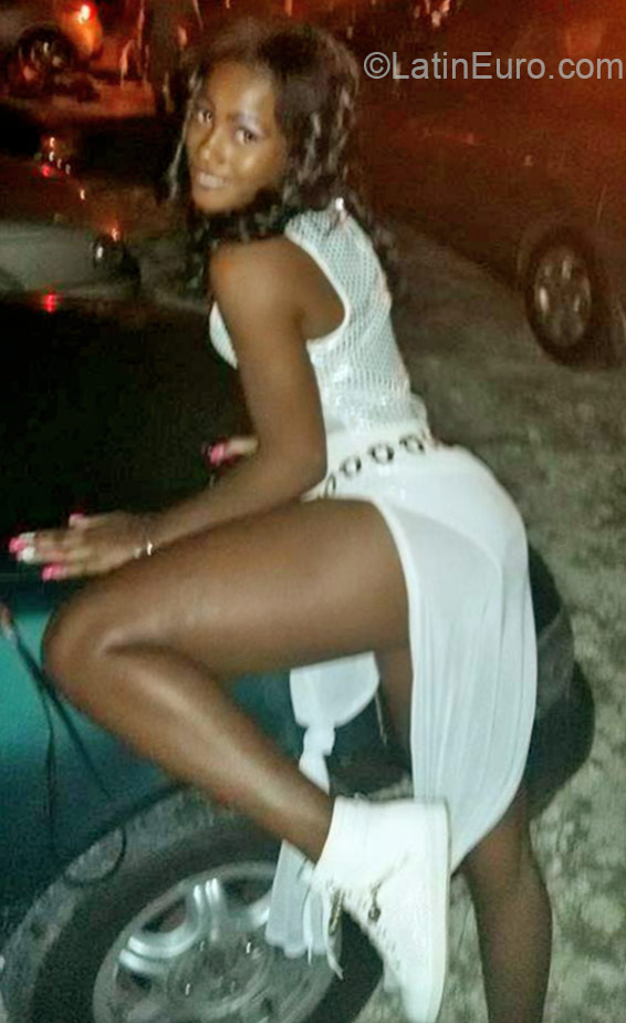 Date this hard body Jamaica girl Shanikey from Kingston JM2018