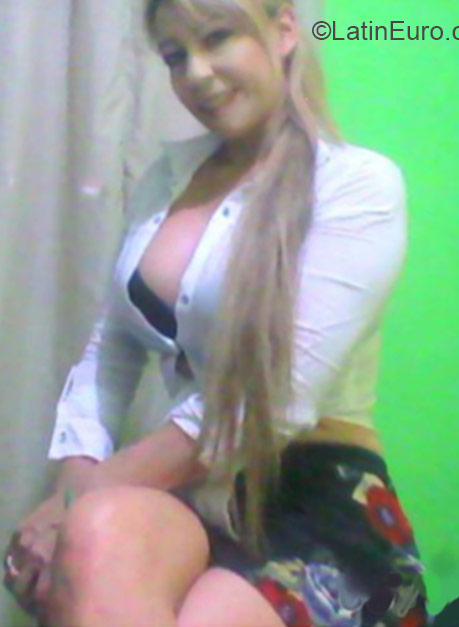 Date this charming Colombia girl Diana from Medellin CO17323
