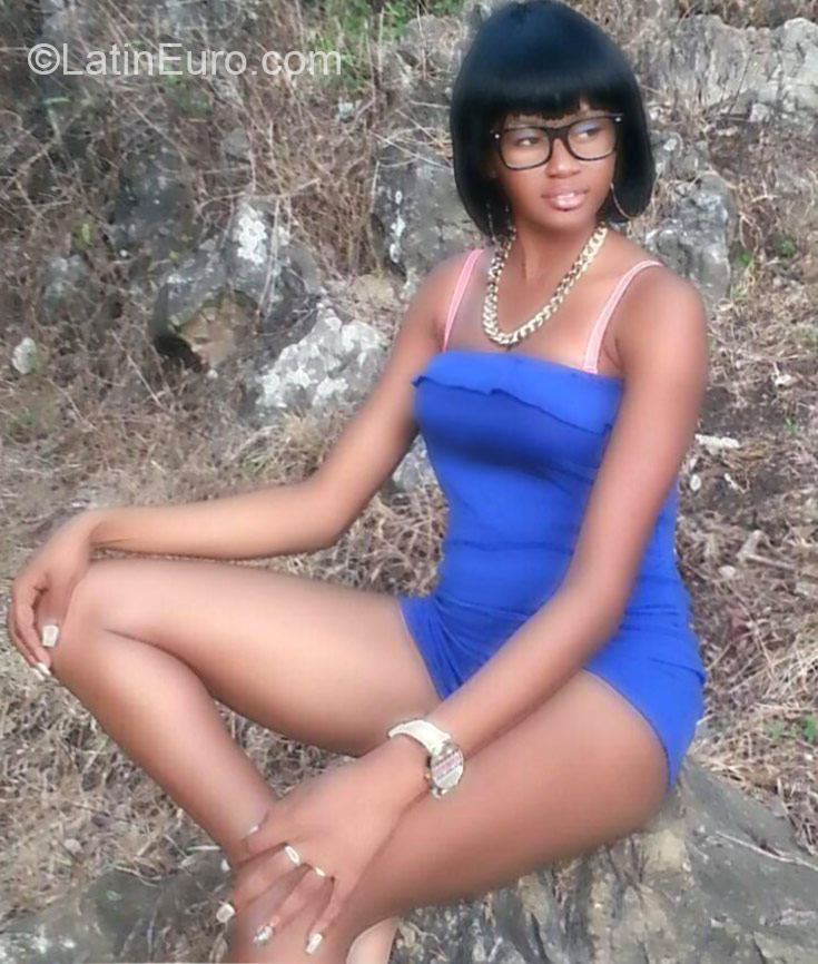 Date this pretty Jamaica girl Jeviane from Montego bay JM2026
