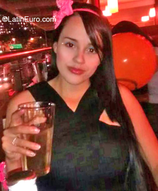 Date this passionate Colombia girl Karen from Medellin CO17334