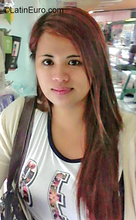 Date this young Philippines girl Elsie from Baguio PH769