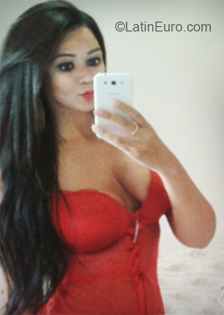 Date this young Brazil girl Vanessa from Brasilia BR9320