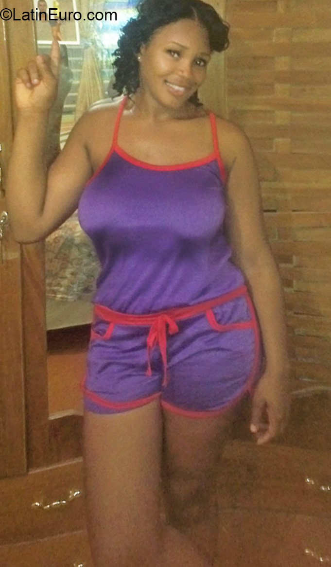 Date this athletic Jamaica girl Octavia from Montego bay JM2081