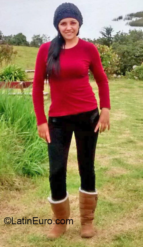 Date this hot Colombia girl Viviana from Pasto CO17661