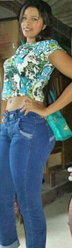Date this delightful Dominican Republic girl Lily from Barranquilla DO22735
