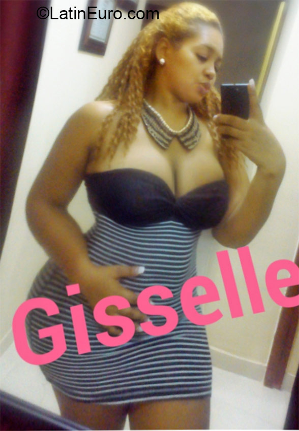 Date this beautiful Dominican Republic girl Gisselle from Santo Domingo DO22748