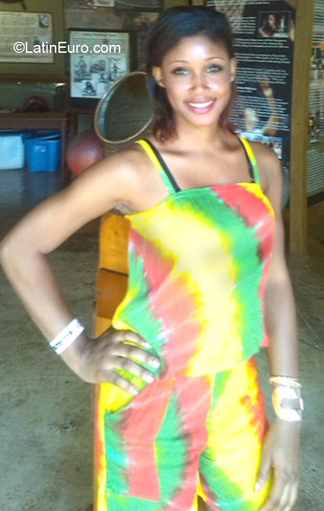 Date this pretty Jamaica girl Chantal from Kingston JM2112