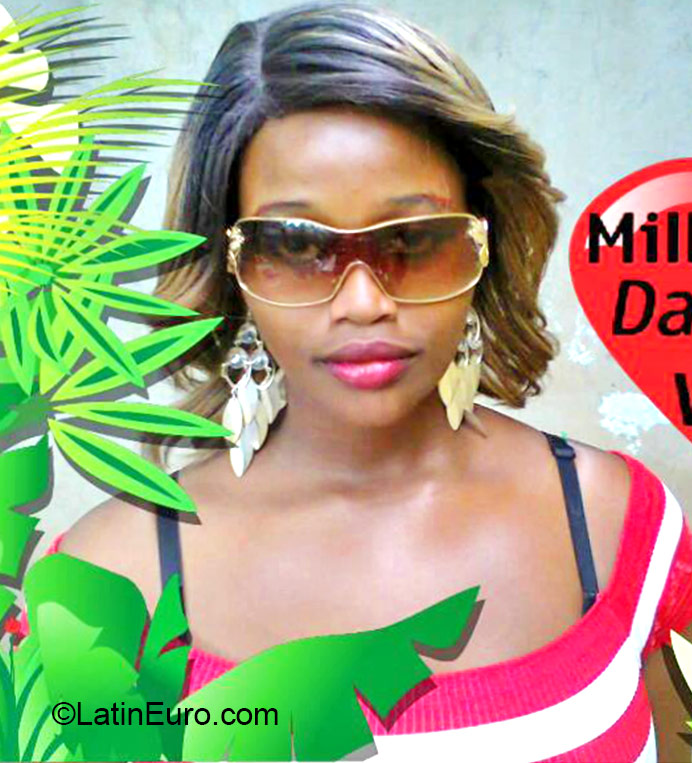 Date this funny Jamaica girl Cristol from Kingston JM2113