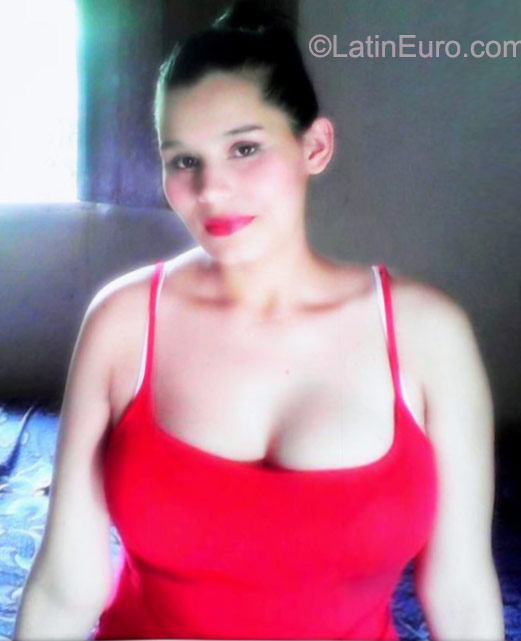 Date this fun Honduras girl Besy from Comayagua HN1615