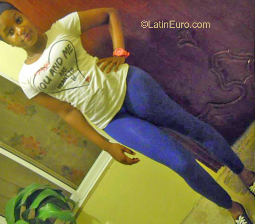 Date this cute Dominican Republic girl Camila from Puerto Plata DO22899