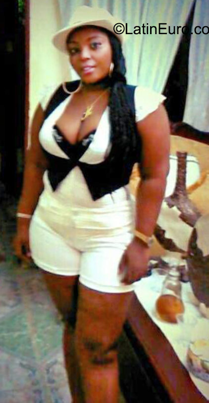 Date this young Dominican Republic girl Raisa from La Romana DO23255