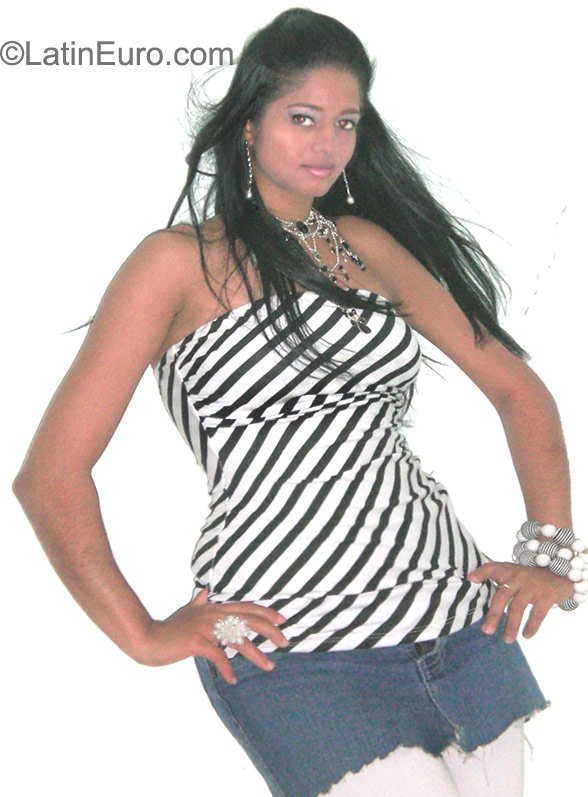 Date this tall Dominican Republic girl Mabel from Santiago DO23388