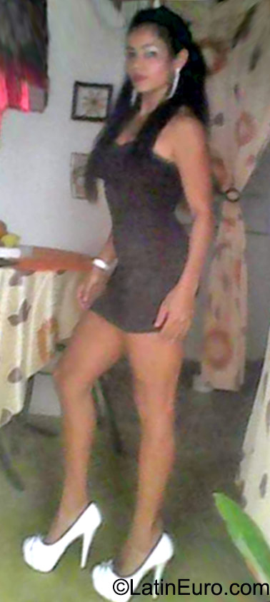 Date this tall Dominican Republic girl Rosy from Puerto Plata DO23519