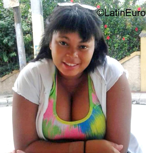 Date this funny Dominican Republic girl Sirenita from Santo Domingo DO23636