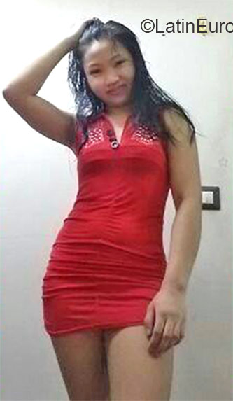 Date this foxy Philippines girl Mylenie from Manila PH847