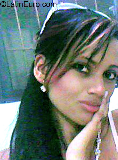 Date this hot Dominican Republic girl Susana from Santiago DO24180