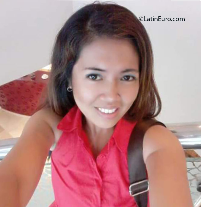Date this sultry Philippines girl Lindee from Tagum PH864