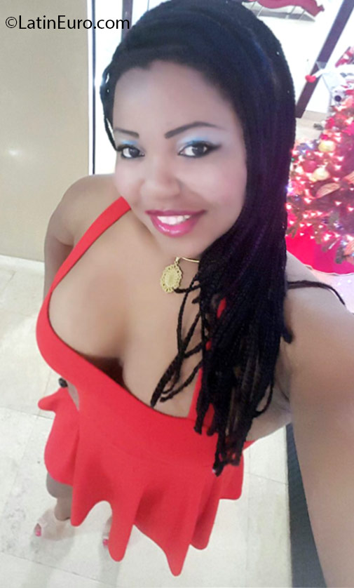 Date this charming Venezuela girl Angelica from Caracas VE653