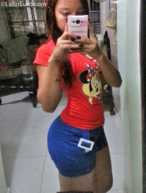 Date this gorgeous Dominican Republic girl Yunnedy from Puerto Plata DO25011