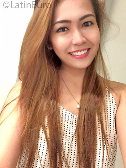Date this delightful Philippines girl Ashlyn from Manila PH883