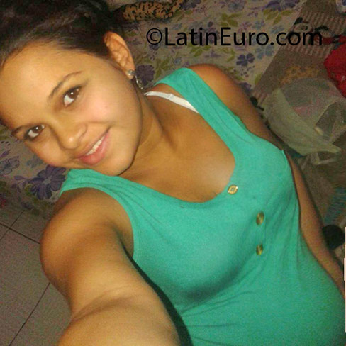 Date this sensual Brazil girl Eliane from Sao Paulo BR9617