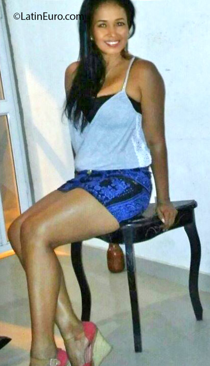 Date this athletic Colombia girl Verlis from Cartagena CO18773