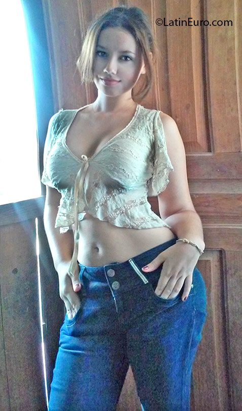 Date this gorgeous Honduras girl Sindy from San Pedro Sula HN2072