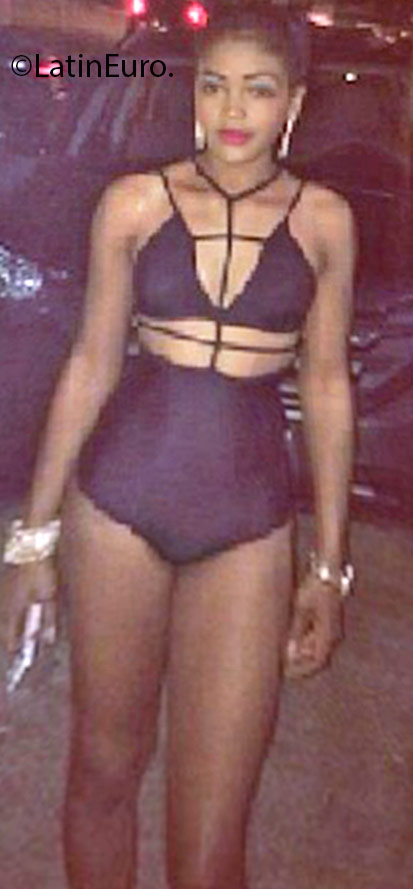 Date this fun Jamaica girl Monique from Montego Bay JM2291