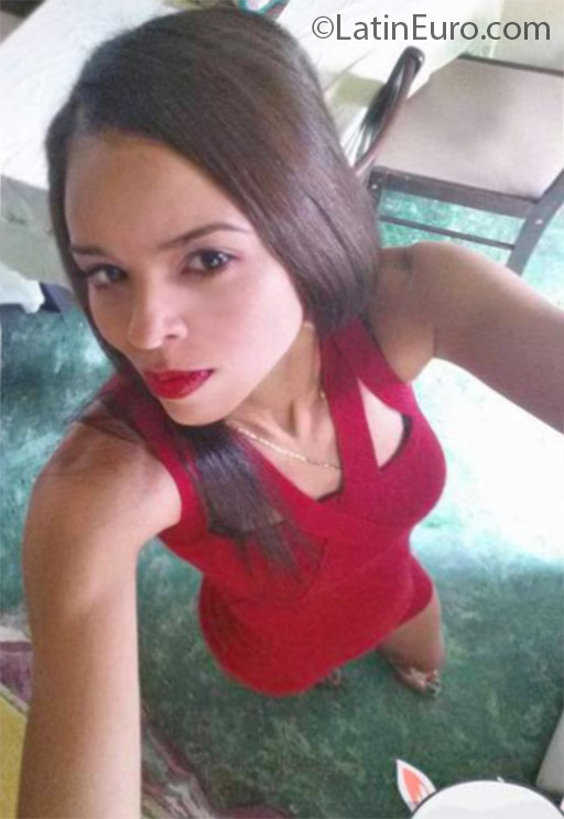 Date this lovely Dominican Republic girl Ana from Santiago DO25612