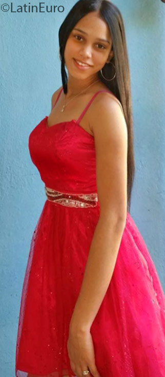 Date this charming Dominican Republic girl Irene from Santiago DO25703