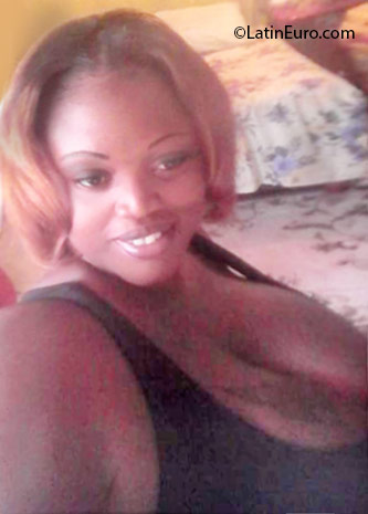 Date this exotic Jamaica girl Melony from Kingston JM2312