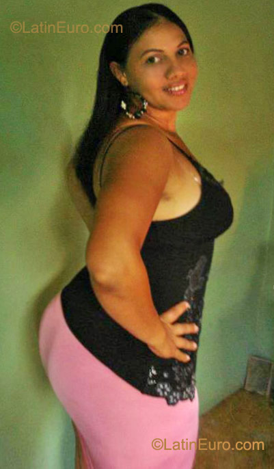 Date this cute Dominican Republic girl Andrea from Santiago DO25765