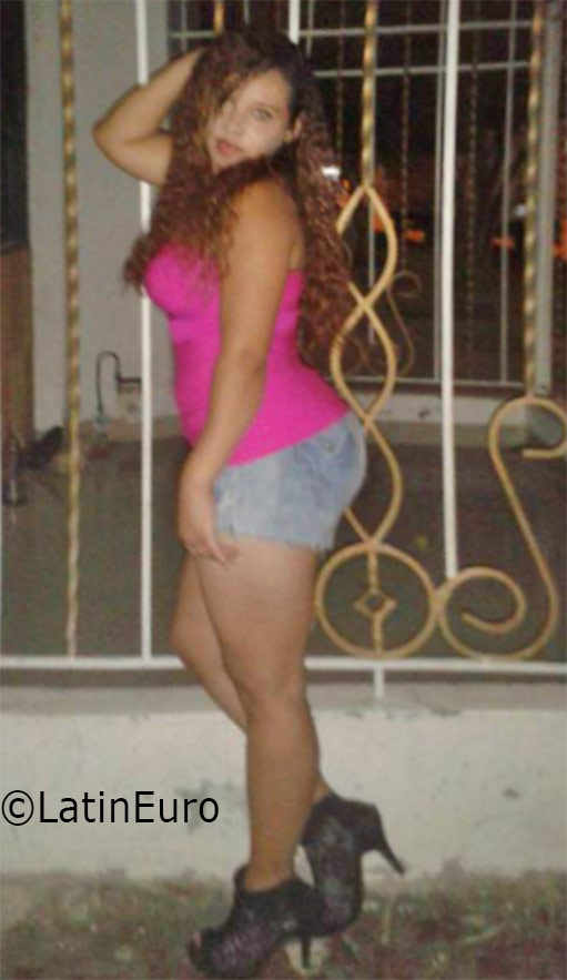 Date this fun Colombia girl Darling noriega from Barranquilla CO19054