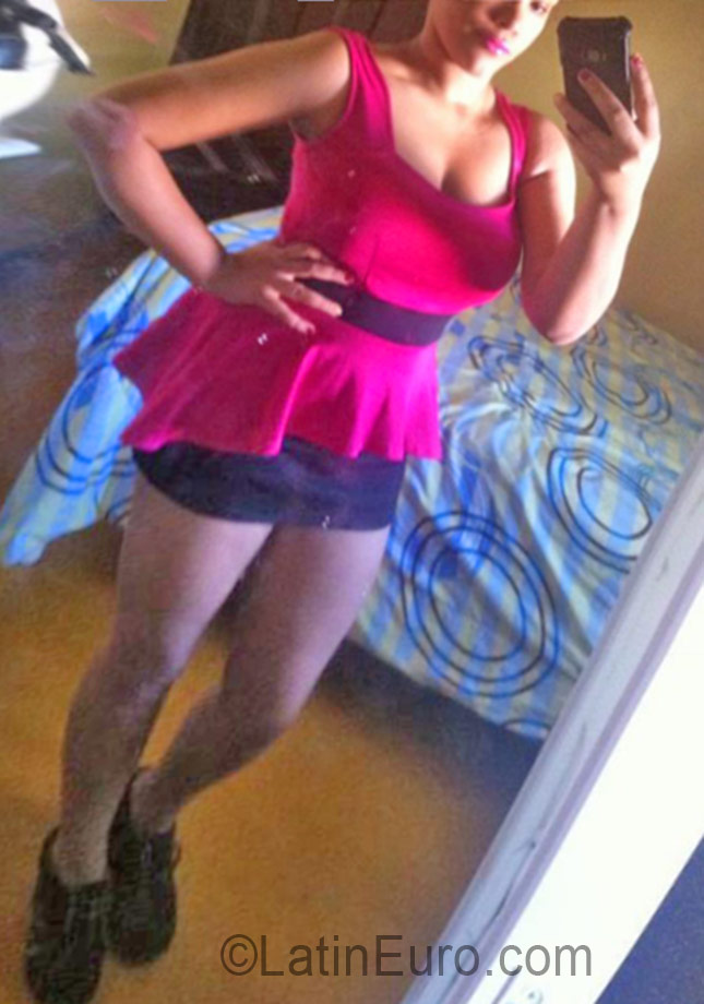 Date this charming Dominican Republic girl Idiany from Santiago DO26314