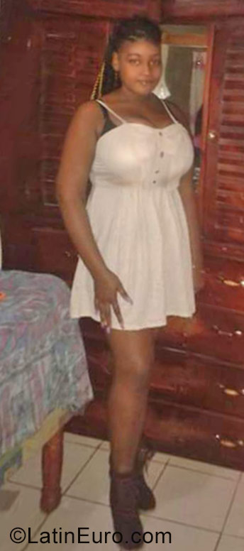 Date this charming Jamaica girl Sexy from Montego Bay JM2366