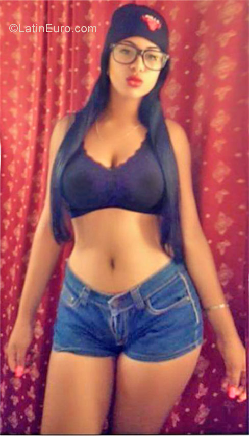 Date this funny Dominican Republic girl Rossy from Puerto Plata DO26780