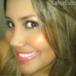 Date this nice looking Brazil girl Carol_Brasil from Suzano BR9814