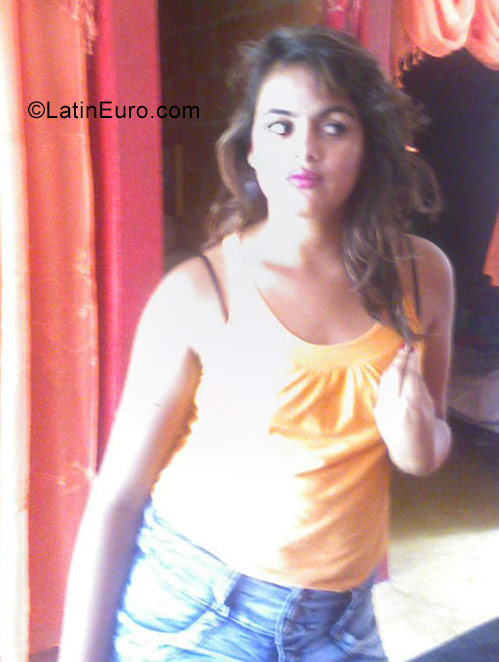 Date this young Colombia girl Yessica from Ibague CO19769