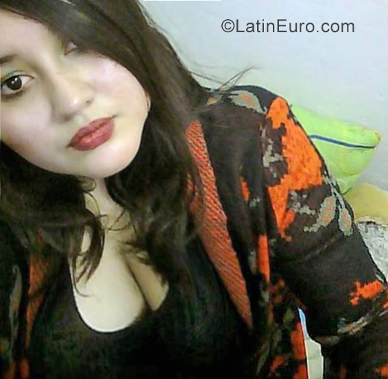 Date this lovely Peru girl SOFIA from LIMA PE1097