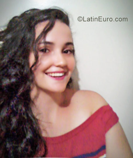 Date this georgeous Brazil girl Tatiane from Londrina BR9921