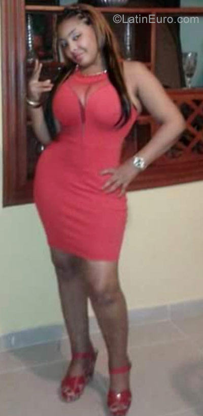 Date this charming Dominican Republic girl Jeannett from Santiago DO28377