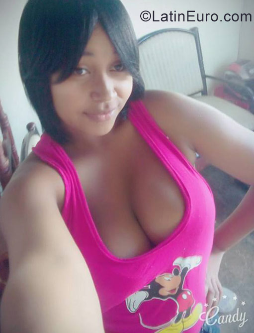 Date this lovely Dominican Republic girl Morenita rd from Constaza DO28441