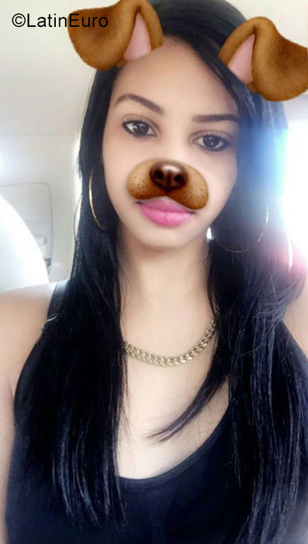 Date this funny Dominican Republic girl Lisbeth from Santo Domingo DO28484