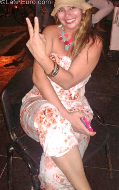 Date this charming Colombia girl MercedesD from Sincelejo CO21714