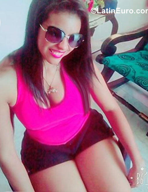 Date this young Colombia girl Stefany patricia from Cartagena CO21737