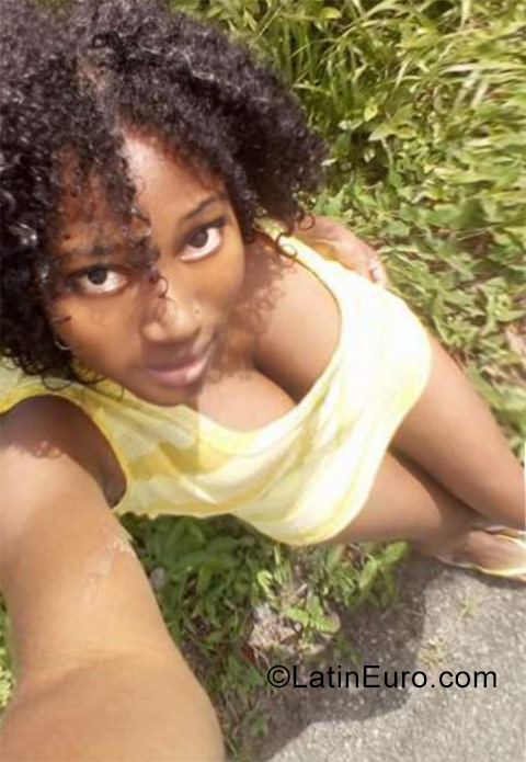Date this sultry Trinidad and Tobago girl Lisa from Port Of Spain TT87
